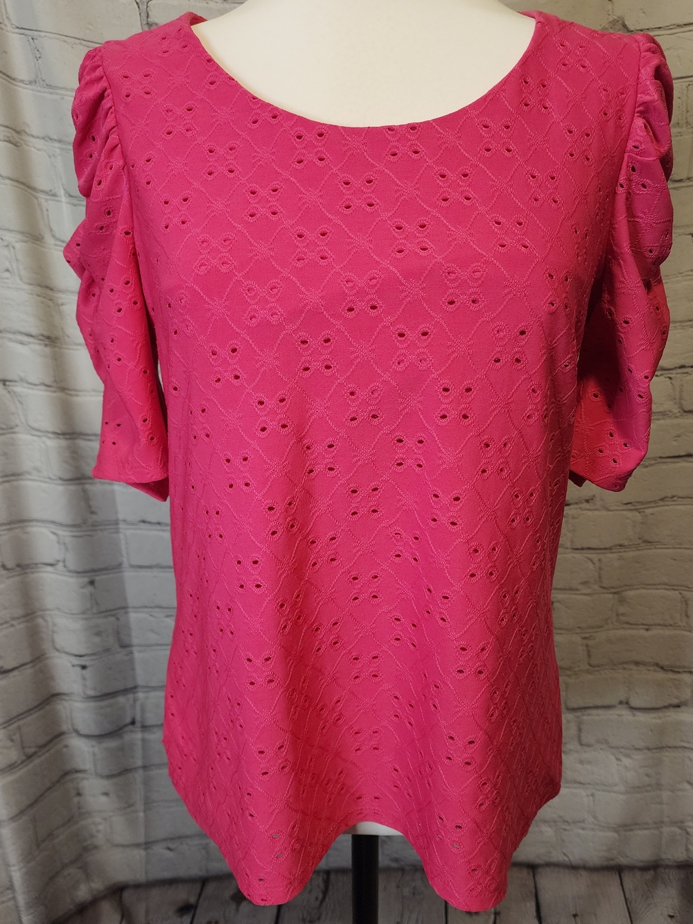 CeCe Hot Pink Eyelet Puff Sleeve Blouse
